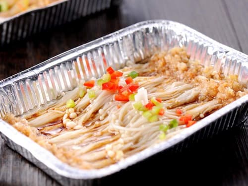容县锡纸烤金针菇